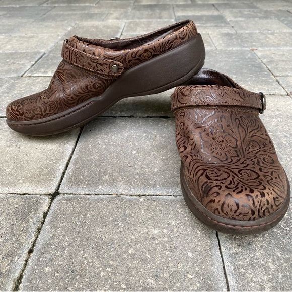 Dansko Shoes - Dansko Allison Womens Clogs Brown Leather Shoes EU Size 38 US Size 7.8/8